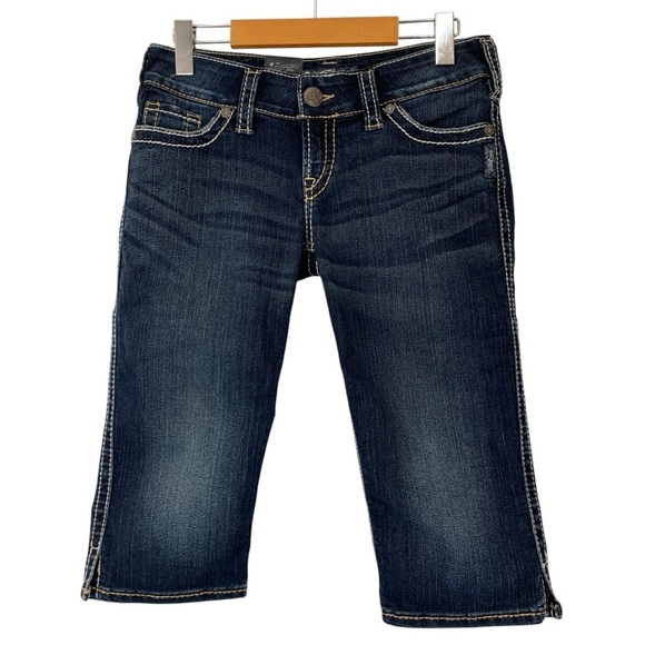 Silver Jeans Capri Shorts Womens 28 Blue Dark Wash McKenzie Crop Low Rise Y2K - Picture 2 of 8